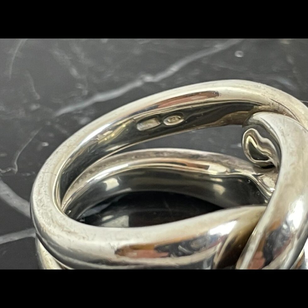 Close up photo of the hallmark on the inside band.