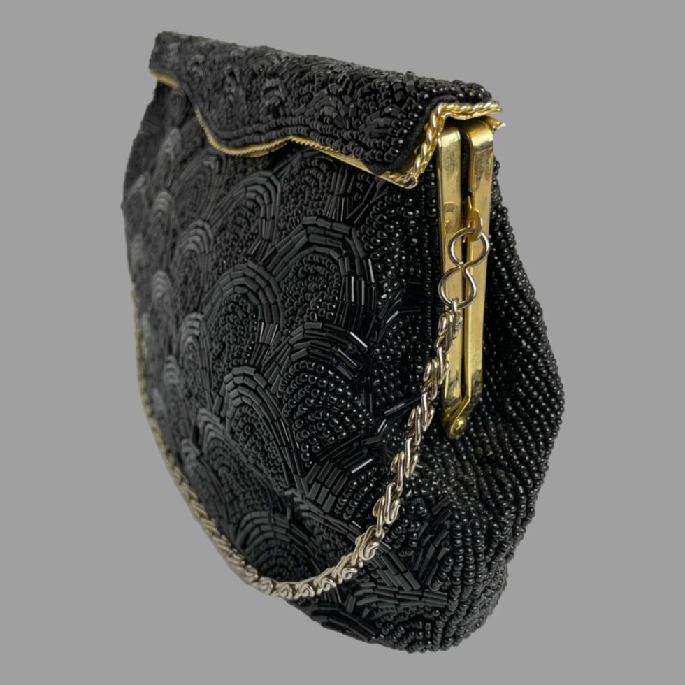 Photo of bag seen from the other side angle this time with the front facing to the left.