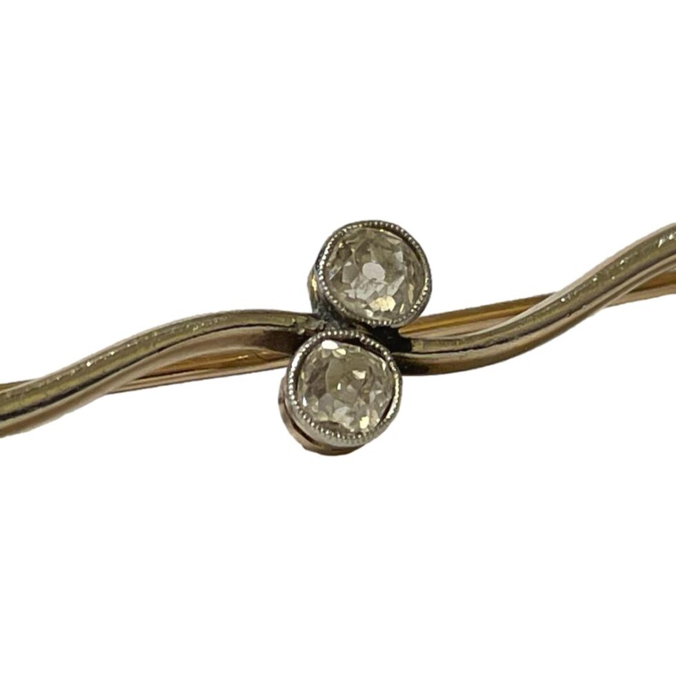 Close up photo of the 2 diamonds