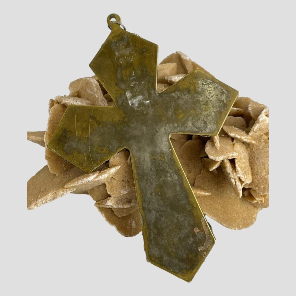 Photo of the back of the papal cross showing the brass base.