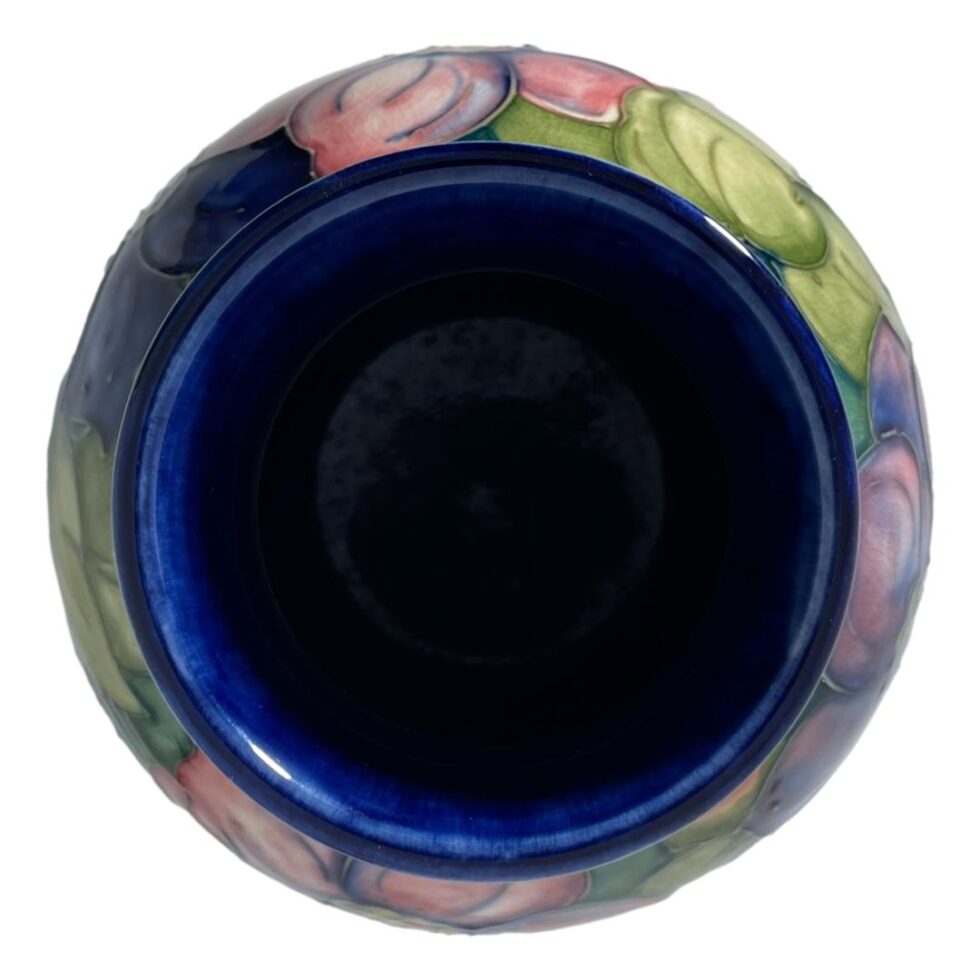 Photo looking straight down in the mouth of the vase from above.